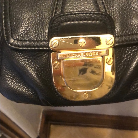 Michael Kors Crossbody purse - Picture 2 of 6